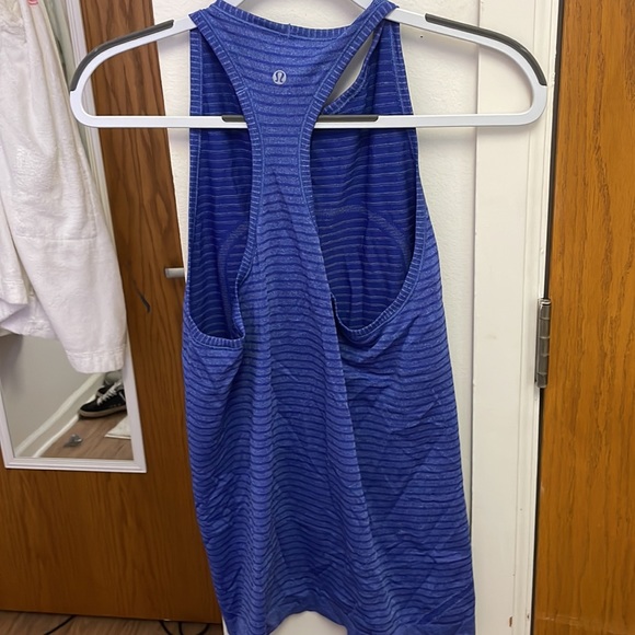 Lululemon Tank - Picture 4 of 5